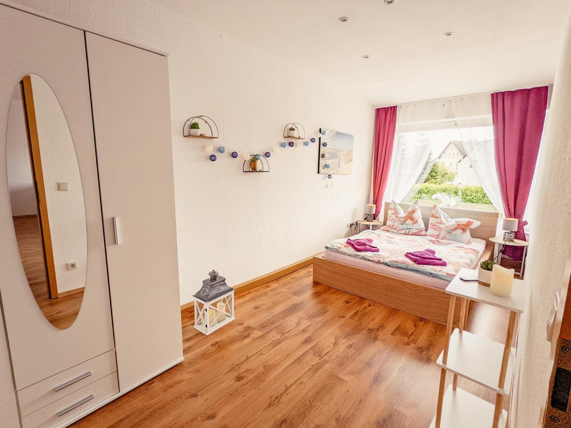 Apartament W4 - Urlaubsmagie- Pool, Terrasse, Barbecue Lichtenhain  Zewnętrze zdjęcie